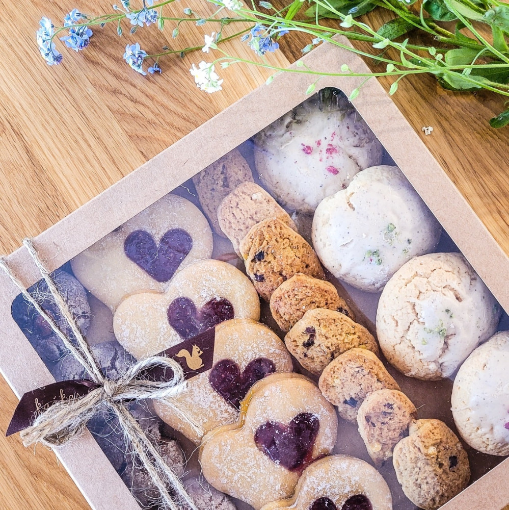 Kažkas skanaus, kavinė, UAB "Piropas"